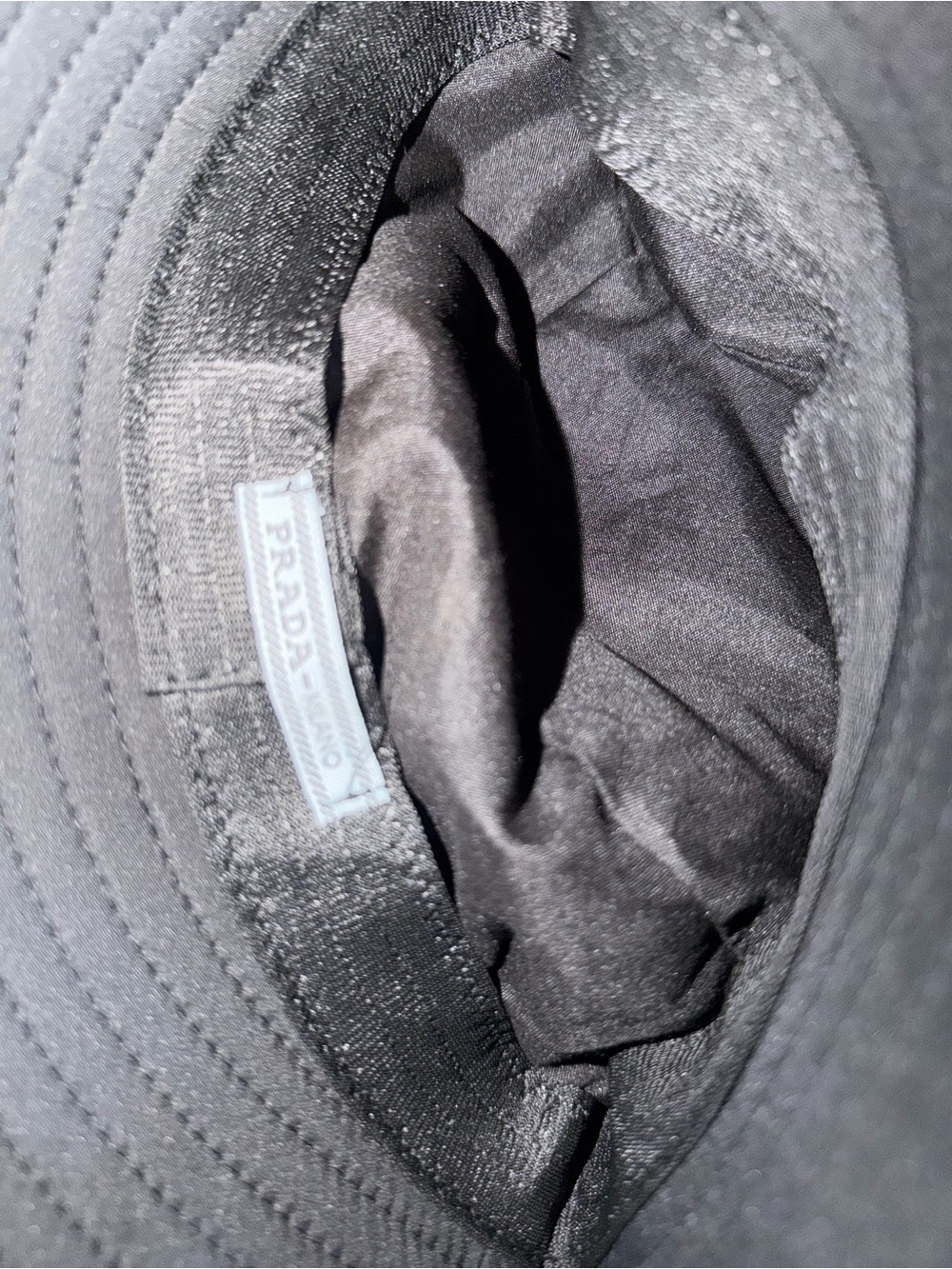 Prada Black Bucket Hat with Triangular Logo - Picture 5 of 6